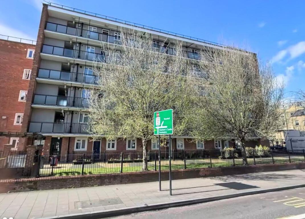 1 Min Walk To Stockwell London
